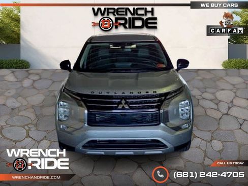 Used 2022 Mitsubishi Outlander SE image 15