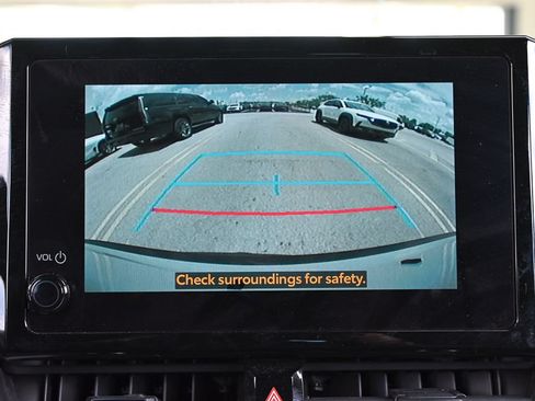 Used 2023 Toyota Corolla Cross AWD Hybrid image 24