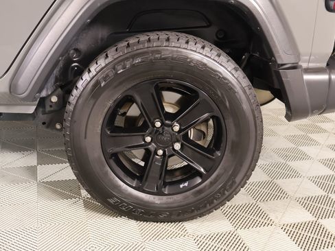 Used 2021 Jeep Wrangler Unlimited Sport image 18