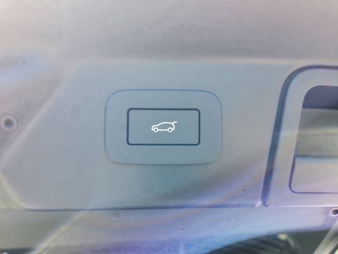 New 2026 Land Rover Range Rover Velar S AWD/4WD image 14