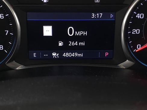 Used 2019 Chevrolet Equinox Premier AWD/4WD image 23