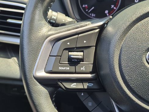 Used 2022 Subaru Outback Limited AWD/4WD image 17