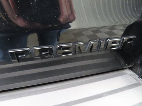 Used 2019 Chevrolet Suburban Premier image 46