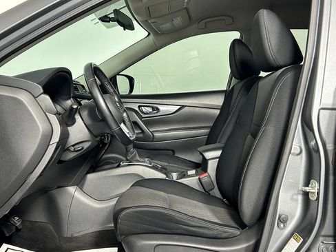 Used 2018 Nissan Rogue SV AWD/4WD image 26