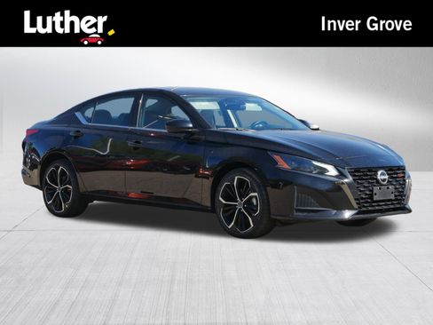 Certified 2024 Nissan Altima 2.5 SR AWD/4WD image 1