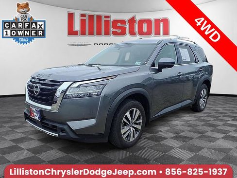Used 2023 Nissan Pathfinder SL AWD/4WD image 1