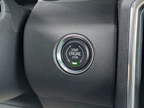 Used 2026 GMC Acadia Elevation FWD image 38