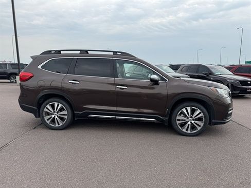 Used 2020 Subaru Ascent Touring w/ Popular Package #2 AWD/4WD image 4