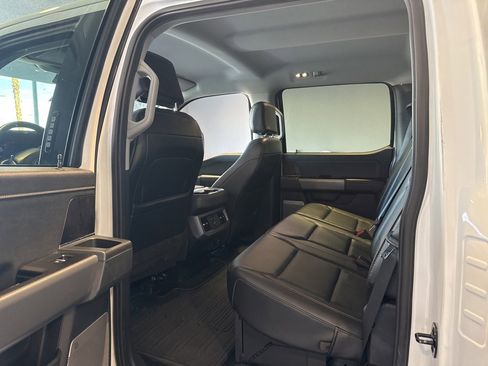 Used 2023 Ford F250 Lariat w/ Tow Technology Package image 18