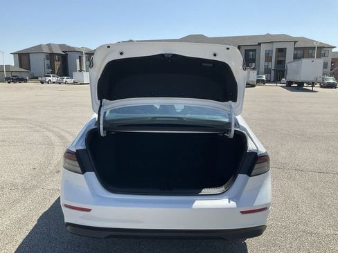 New 2026 Honda Accord SE image 31