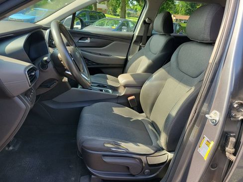Used 2019 Hyundai Santa Fe SE FWD image 18