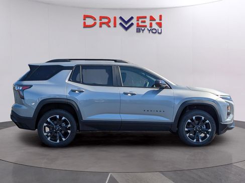 New 2026 Chevrolet Equinox RS w/ Safety and Technology Package FWD image 6