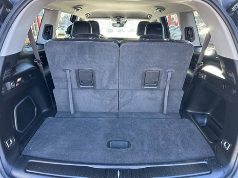 Used 2022 Jeep Grand Cherokee L Limited image 9