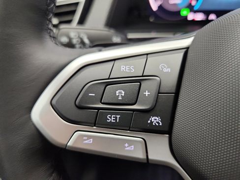 New 2026 Volkswagen Atlas Cross Sport SEL Premium R-Line image 15