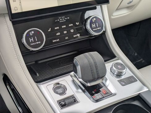 Used 2023 Jaguar F-PACE S image 22