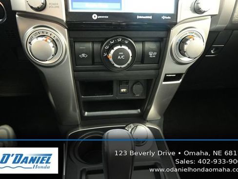 Used 2022 Toyota 4Runner SR5 Premium w/ Moonroof Package AWD/4WD image 32
