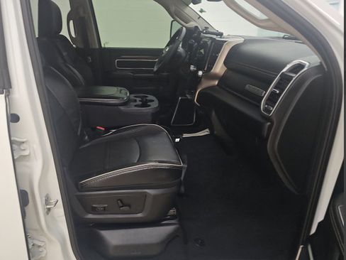 Used 2024 RAM 2500 Laramie w/ Safety Group AWD/4WD image 13