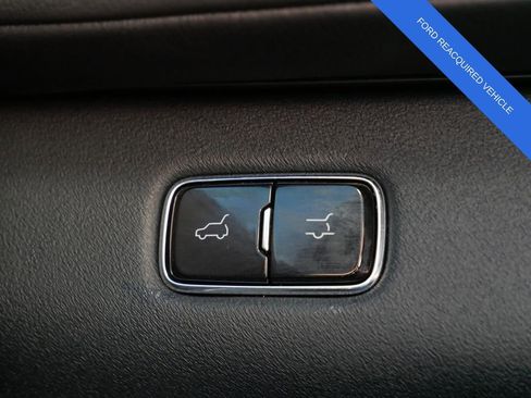 Used 2025 Lincoln Navigator L Black Label image 20