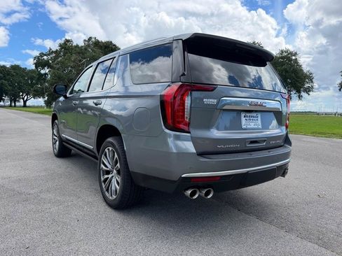 Used 2021 GMC Yukon Denali w/ Denali Premium Package RWD image 4