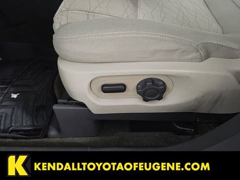 Used 2013 Ford Explorer 4WD image 16