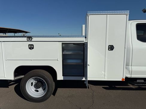 New 2026 Ford F550 4x4 SuperCab Super Duty image 8