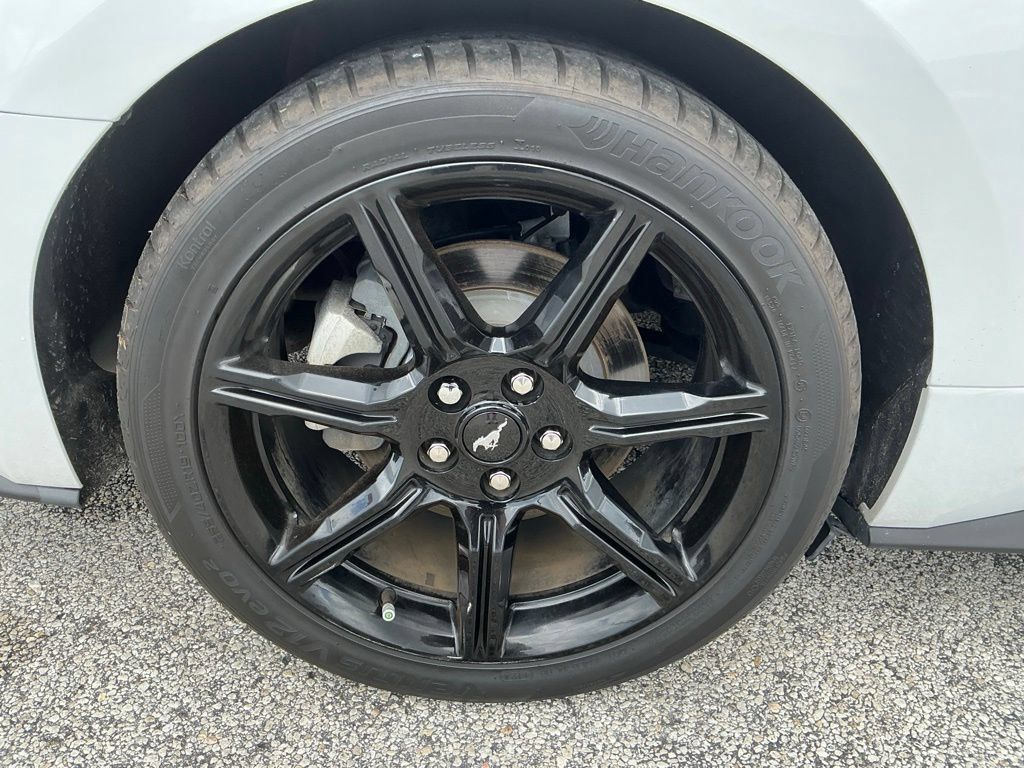 Certified 2019 Ford Mustang Premium w/ Black Accent Package RWD image 16