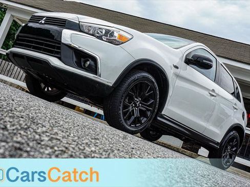 Used 2017 Mitsubishi Outlander Sport ES FWD image 4