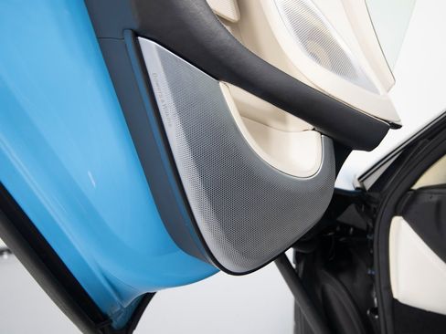 Used 2023 McLaren GT image 12