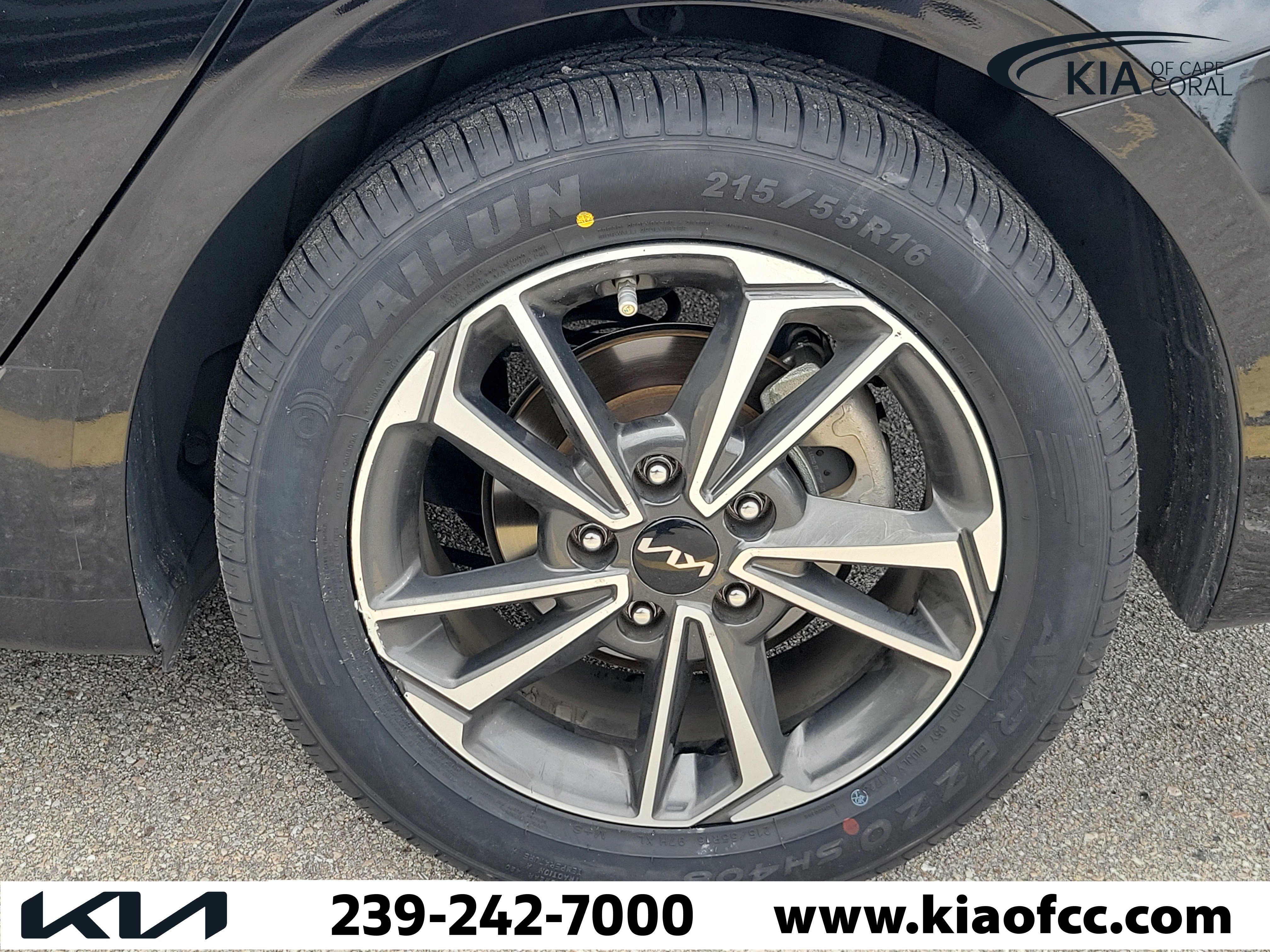 Used 2022 Kia Forte LXS FWD image 6