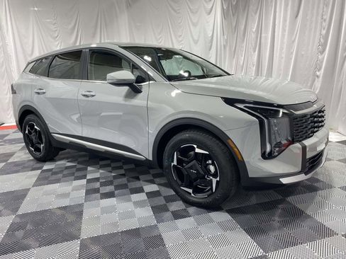 New 2026 Kia Sportage EX FWD image 5