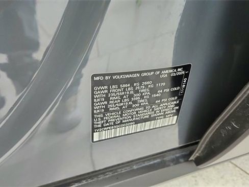 Used 2025 Volkswagen ID.4 Pro image 66