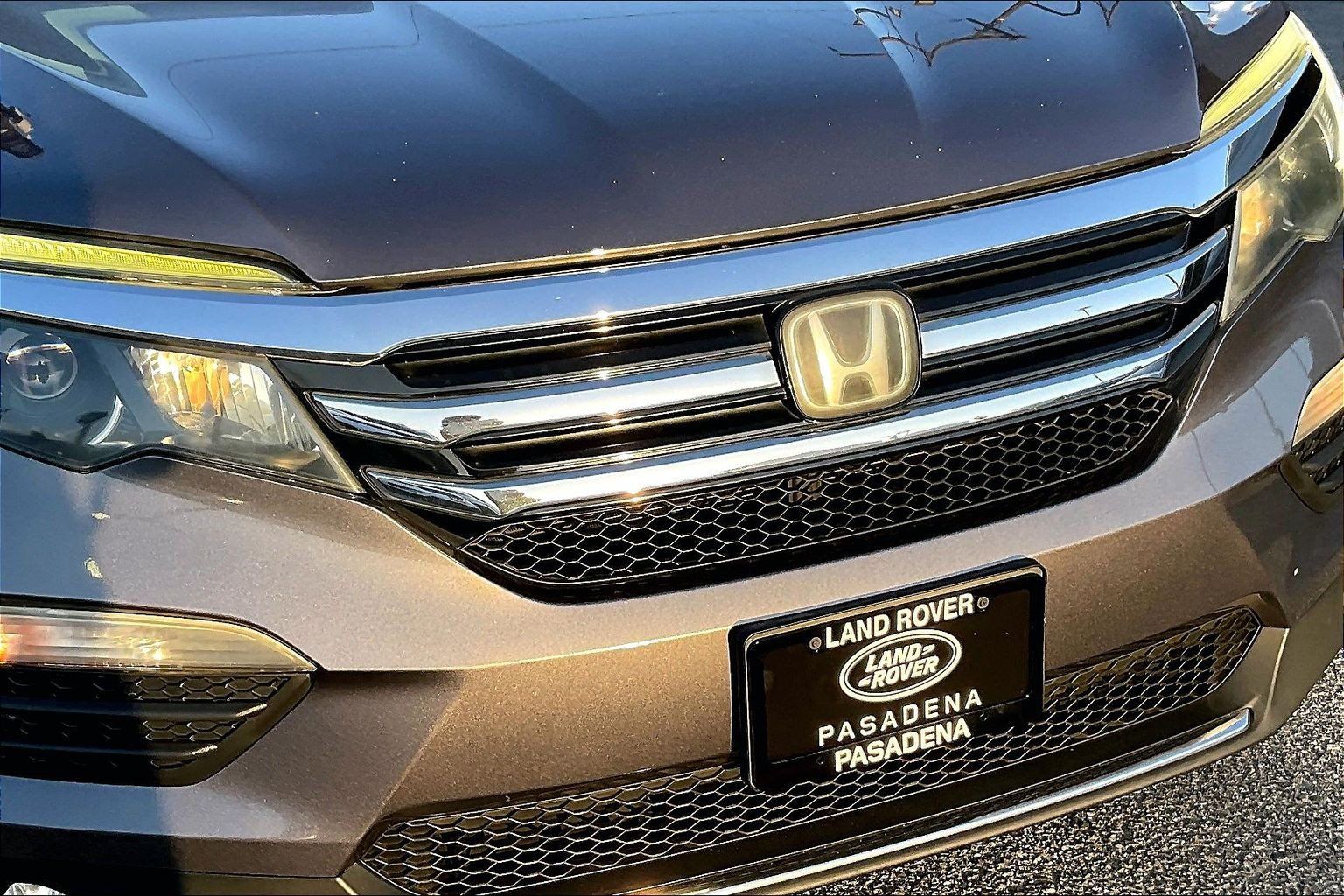 Used 2016 Honda Pilot Elite image 28