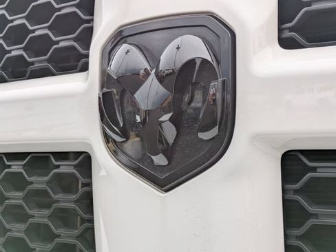 Certified 2019 RAM 1500 Express w/ Express Value Package AWD/4WD image 29