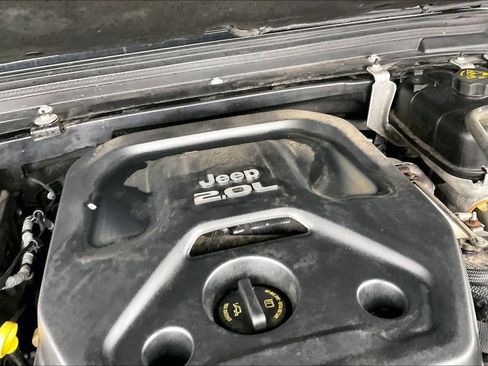 Used 2020 Jeep Wrangler Unlimited Sport S AWD/4WD image 30