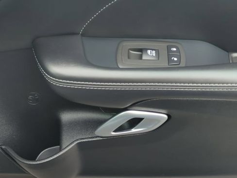 Used 2022 Dodge Challenger R/T w/ Plus Package RWD image 27