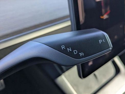Used 2021 Tesla Model 3 Performance image 12