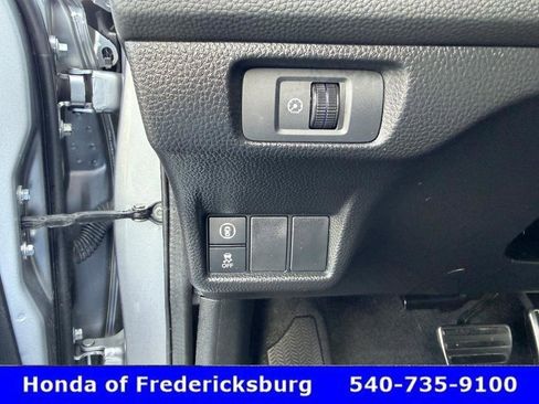 Used 2023 Honda Civic Sport image 24