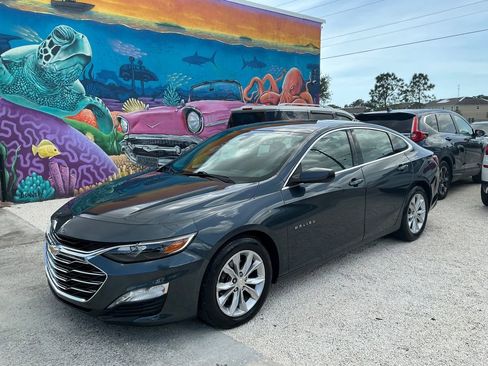 Used 2019 Chevrolet Malibu LT image 1