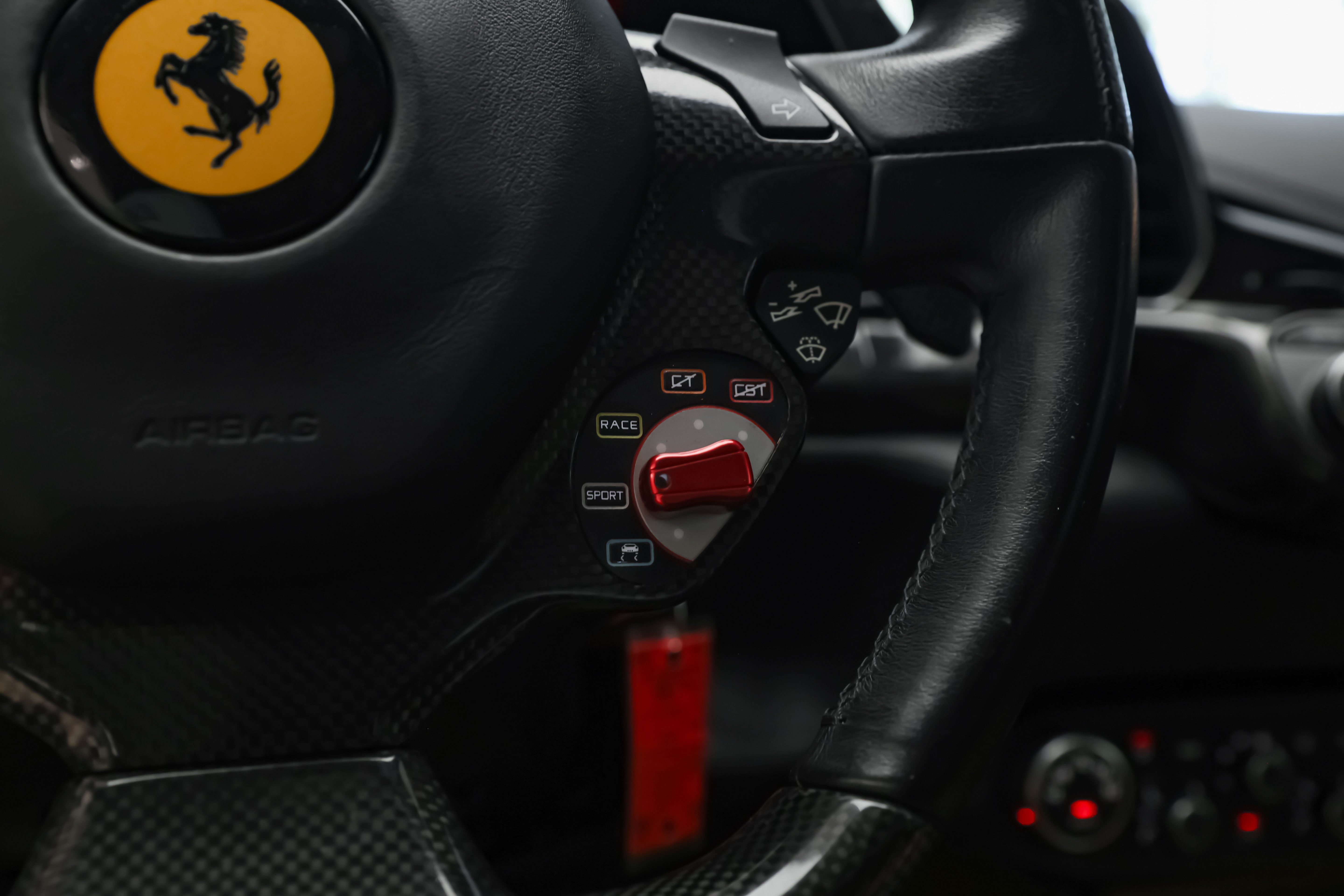 Used 2010 Ferrari 458 Italia Coupe RWD image 30