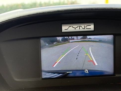 Used 2017 Ford C-MAX SE image 8