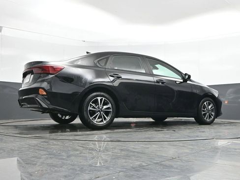 Used 2024 Kia Forte LXS FWD image 40