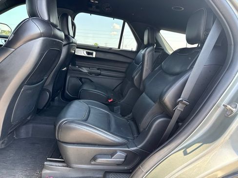 Used 2020 Ford Explorer ST w/ Premium Technology Package AWD/4WD image 9