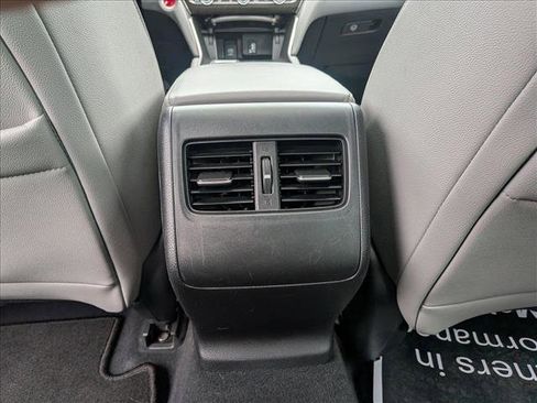 Used 2019 Honda Accord Touring image 18