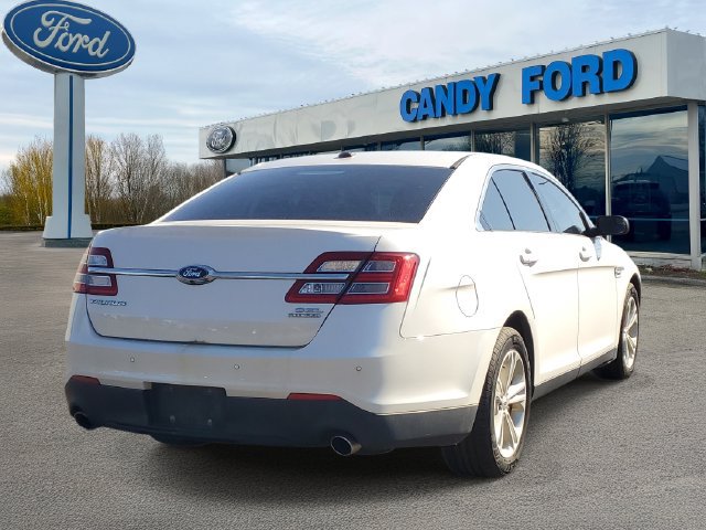 Used 2016 Ford Taurus SEL w/ Equipment Group 201A FWD image 4