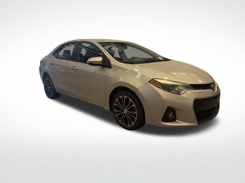Used 2016 Toyota Corolla S image 3