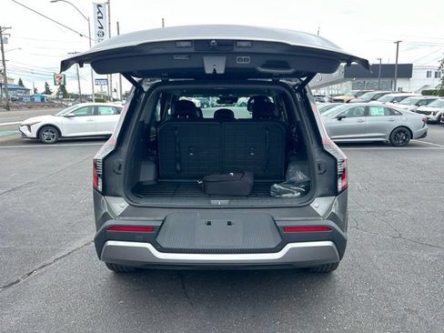 Certified 2024 Kia EV9 Light RWD image 10