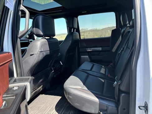 Used 2021 Ford F150 Lariat w/ Equipment Group 502A High AWD/4WD image 8