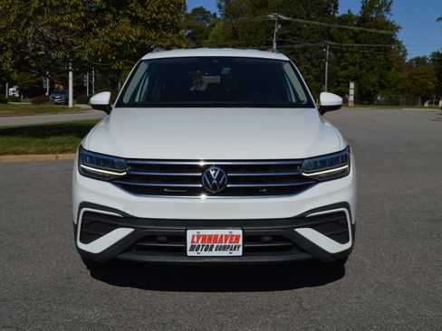 Used 2022 Volkswagen Tiguan SE image 18