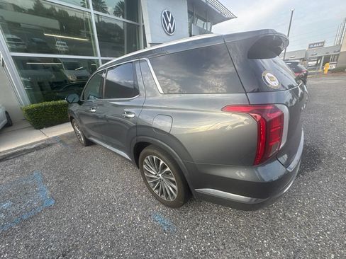 Used 2024 Hyundai Palisade Calligraphy FWD image 10