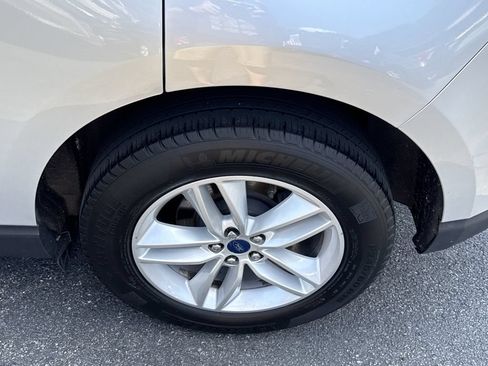Used 2017 Ford Edge SEL AWD/4WD image 11